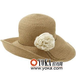 年度盛夏优雅装扮 7款美帽搭配
